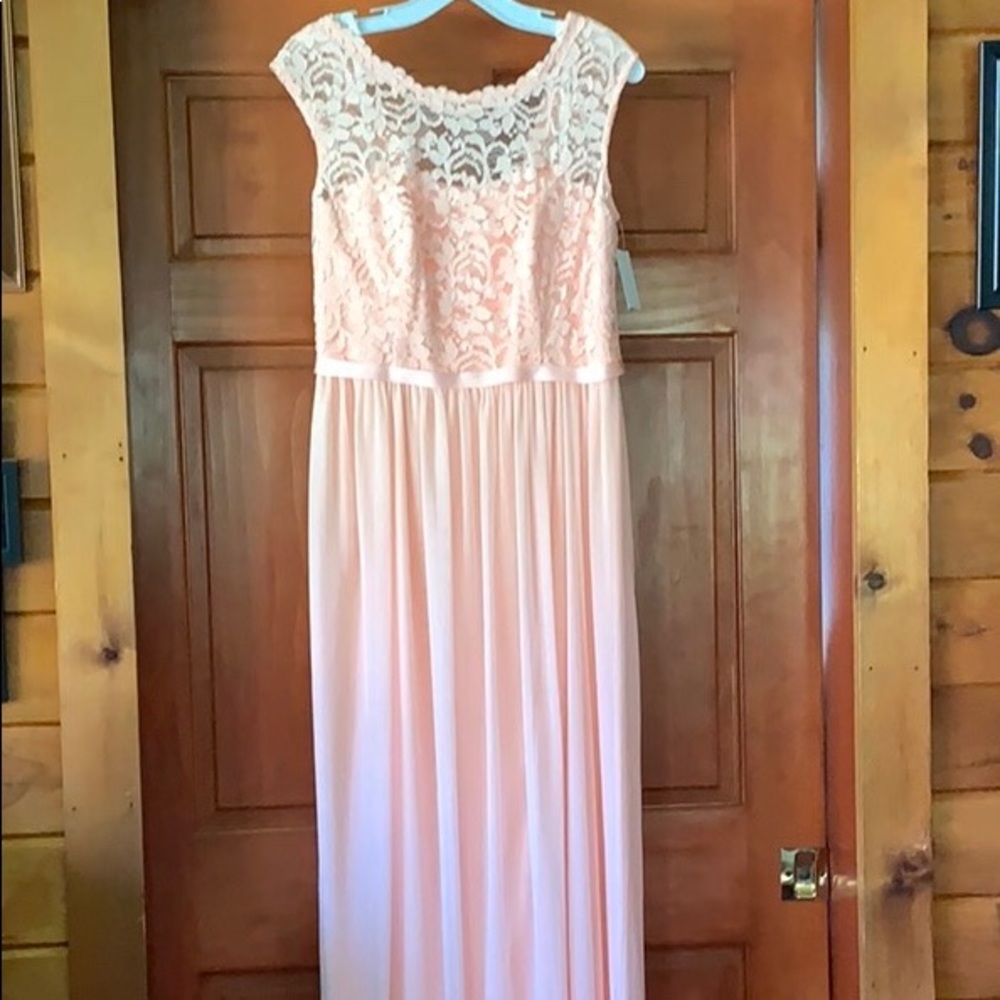 Brand New gown SZ 10